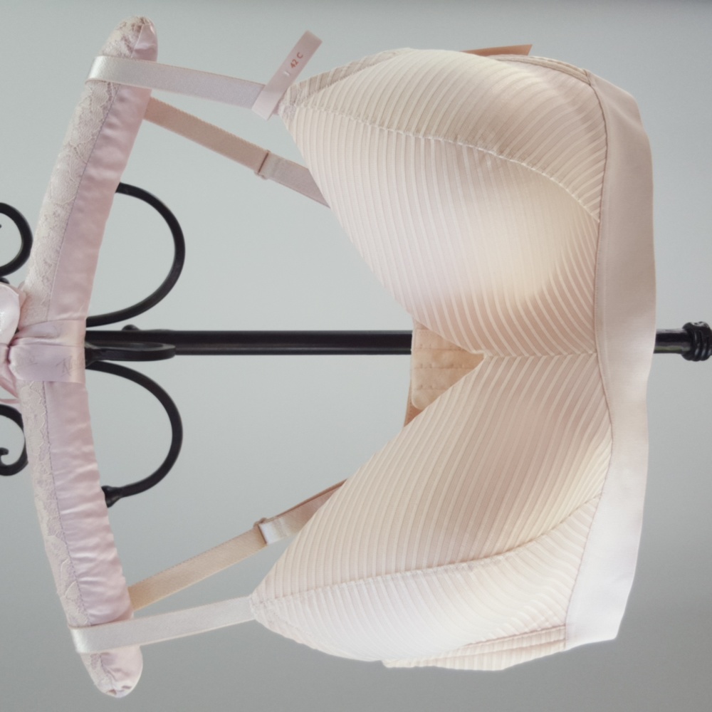 2 for$40 - NWT R LINE 42C Bra